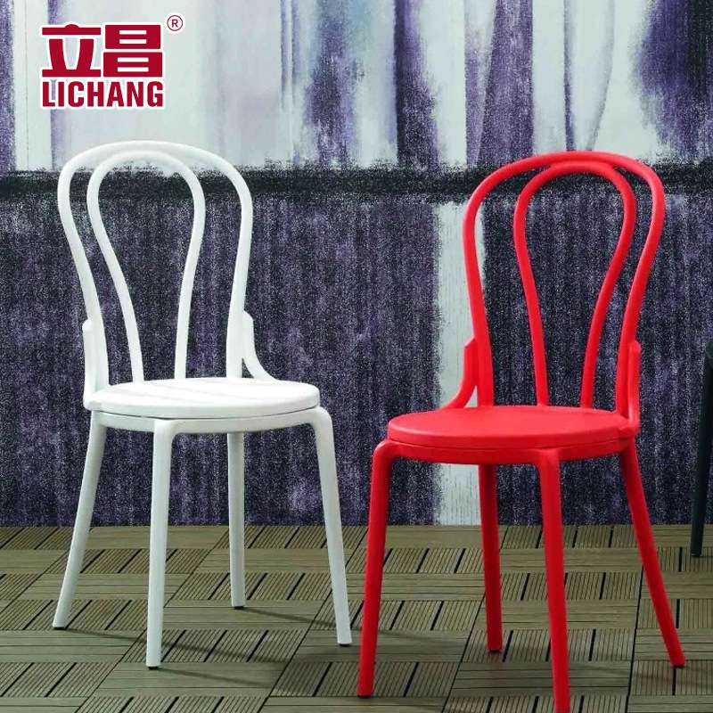 简约网红塑料休闲椅时尚现代电脑椅北欧家用餐椅靠背仿铁艺椅子