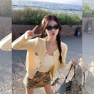 汤圆不圆2025年开春穿搭针织开衫外套女吊带外搭独特漂亮初春上衣