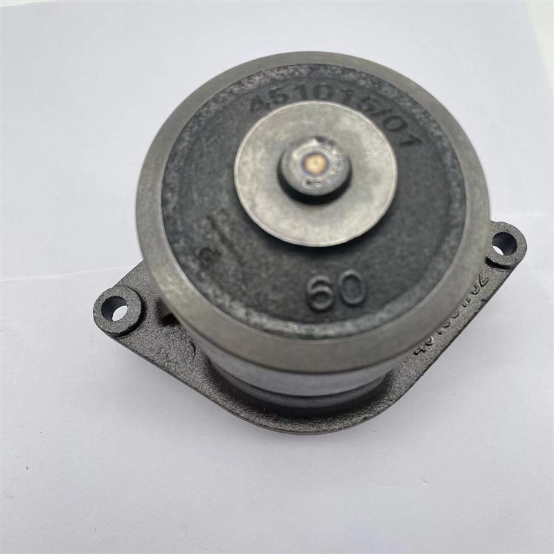 挖掘机适用小松PC200-8 220-7 210-8 240-8LC-8水泵6D107发动机