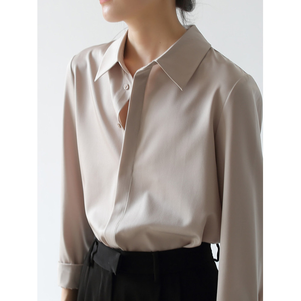 法式高级感缎面衬衫女春夏设计感小众休闲垂感通勤面试职业上衣薄