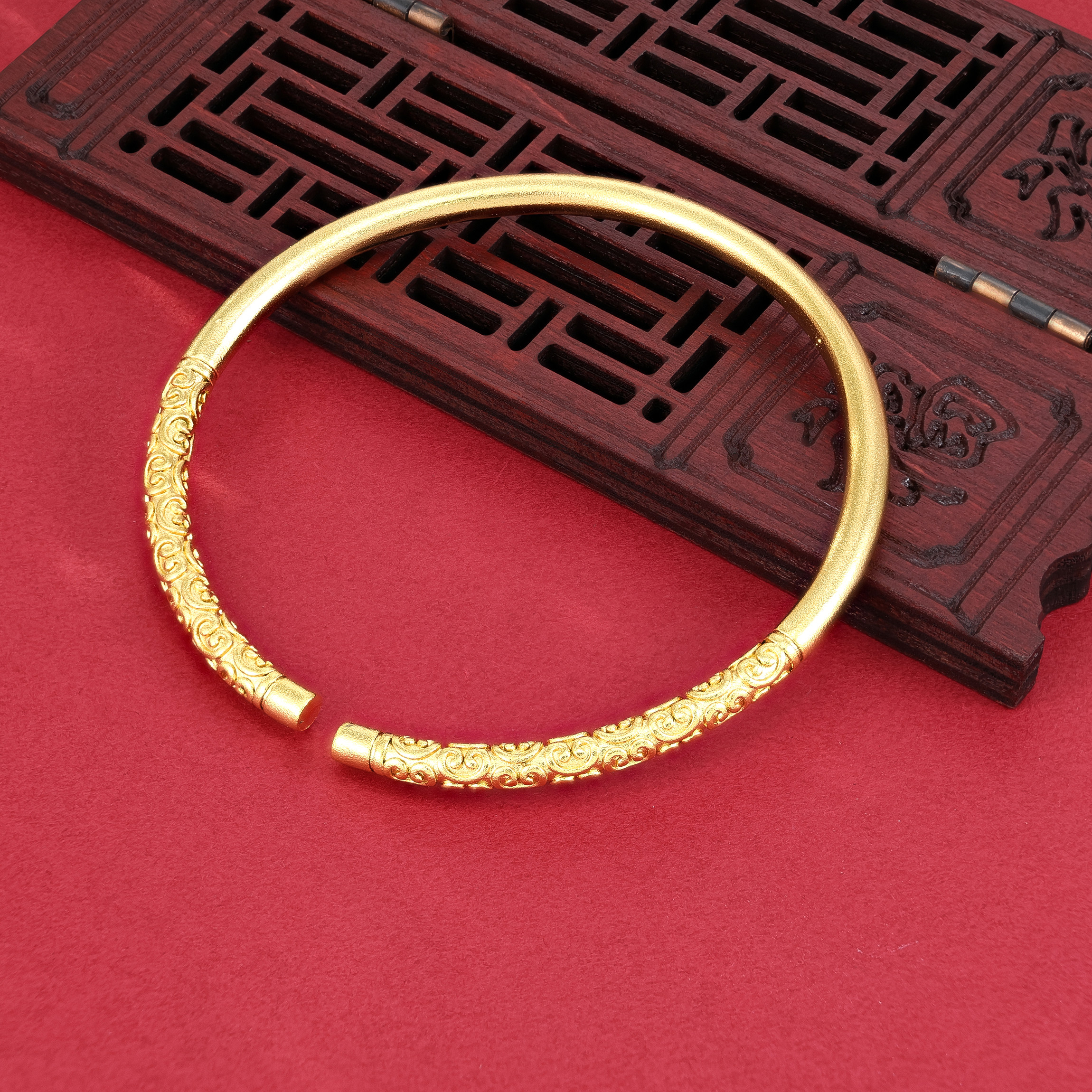 如意金箍棒开口手镯黄金色雕花手镯男女开口可调节复古民族风手环,饰品/流行首饰/时尚饰品新,手镯,淘宝优惠券,粉丝福利购,淘宝优惠卷