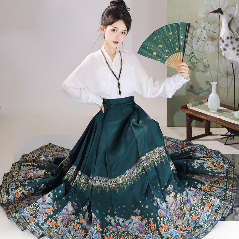 2025新款马面裙女套装国风红黑墨绿色婚服改良日常可穿敬酒服汉服