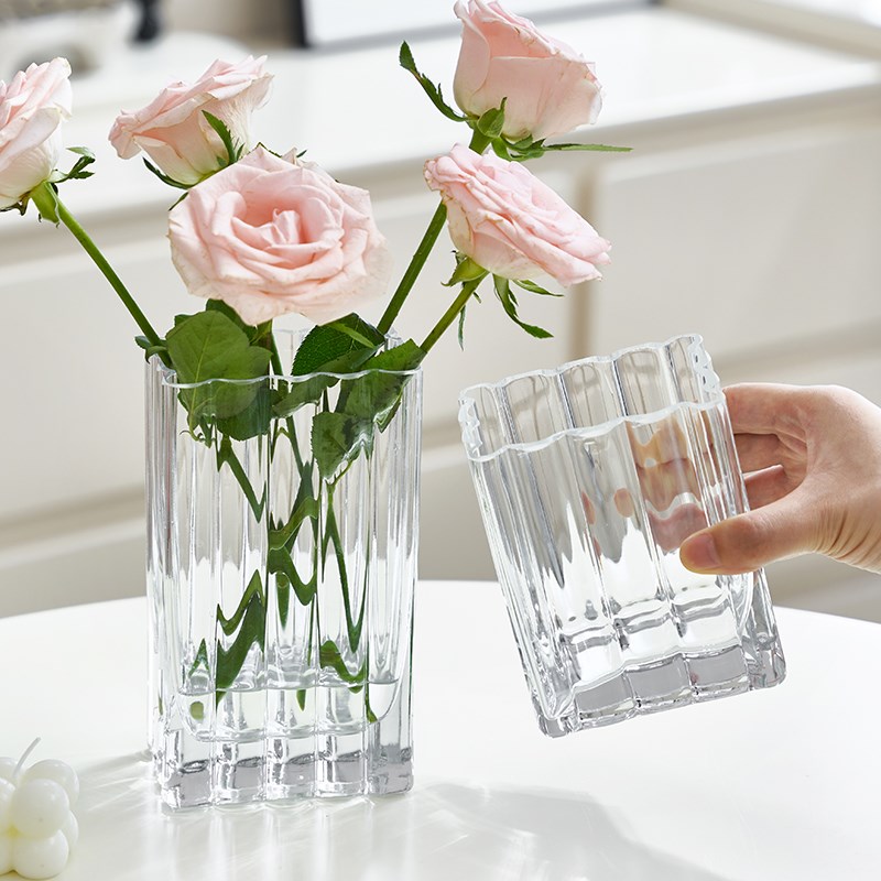 轻奢高级感竖楞方缸简约风花瓶玻璃透明水养鲜花客厅插花餐桌摆件