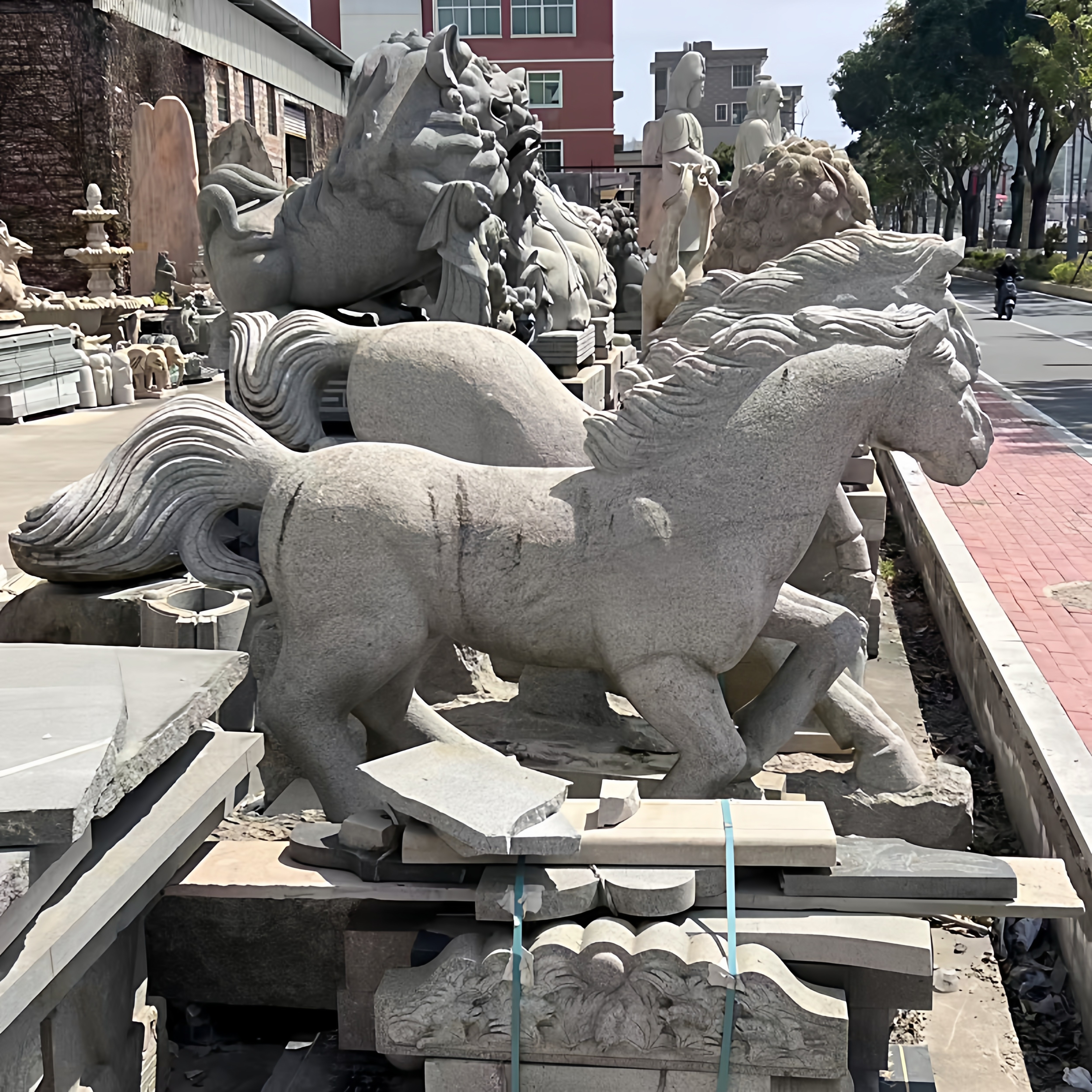 大型石雕马雕塑花岗岩汉白玉生肖马到成功动物摆件广场公园腾飞马