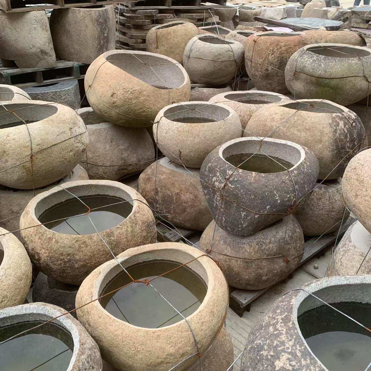 鹅卵石水景盆石头花盆水槽日式庭院石头摆件鱼缸户外花园水景花盆