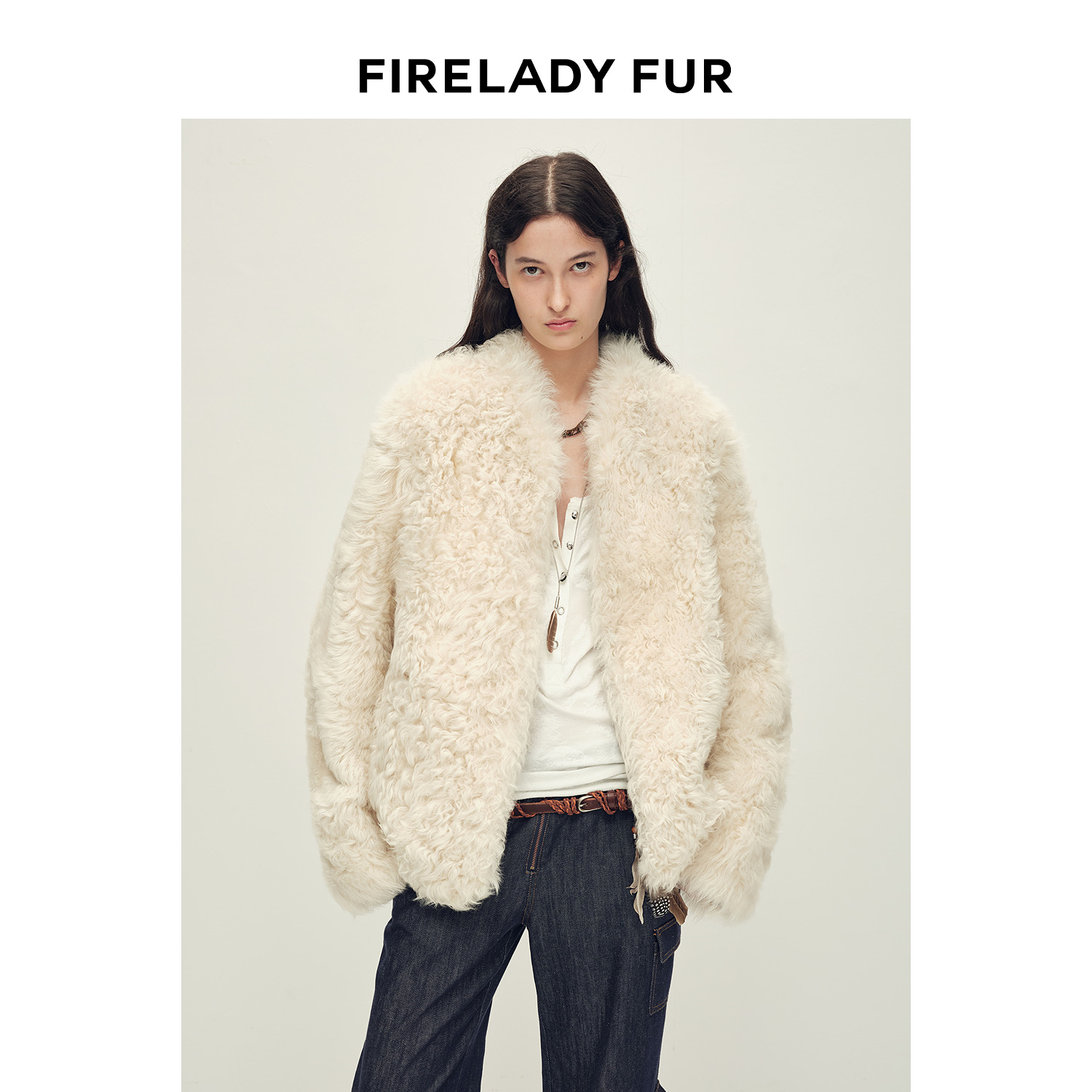 付智恩 胡桃契约 意大利进口卷毛立领托斯卡纳皮毛一体皮草外套冬