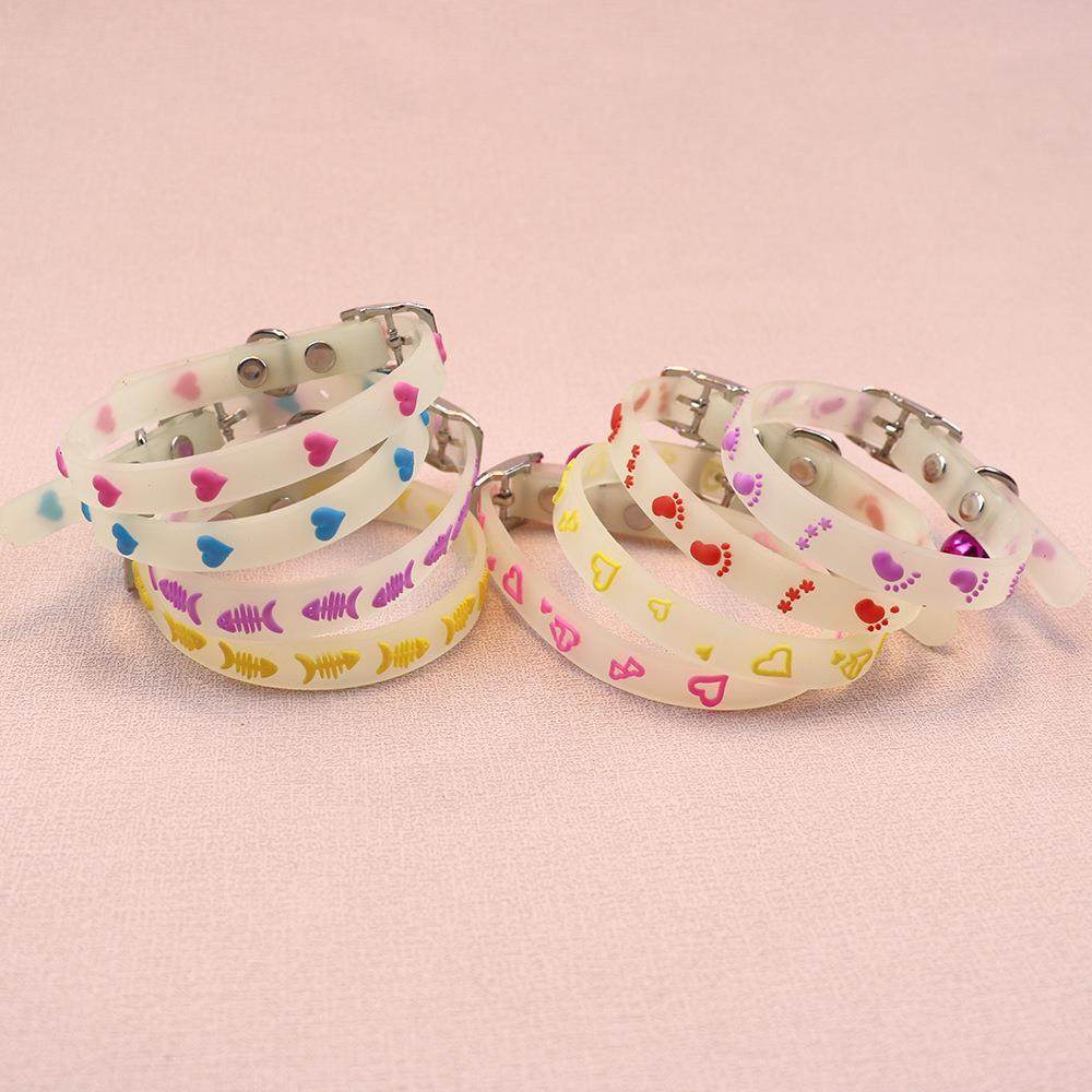 爆款宠物硅胶夜光项圈猫咪狗狗夜间发光吸光款防走丢脖圈厂家直销