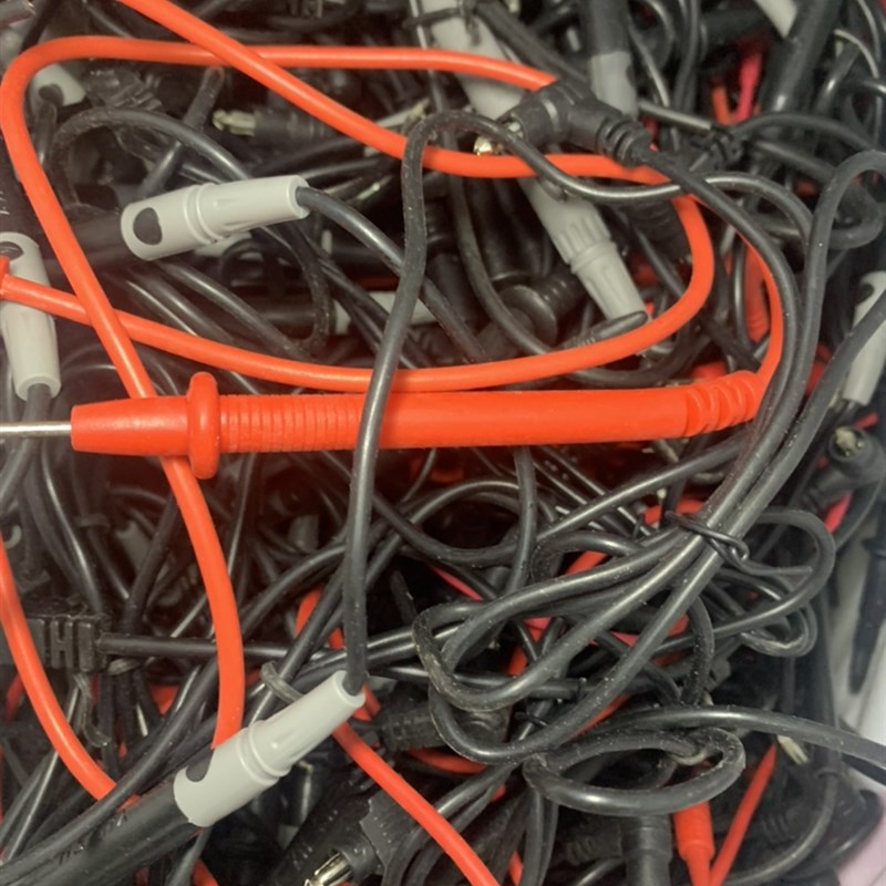 万用表电f源线,颜色随机发,一条价