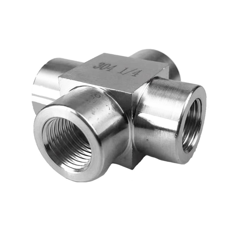 304不锈钢内丝四通内螺纹转接头方体数控高压加厚四通内丝2 4 6分