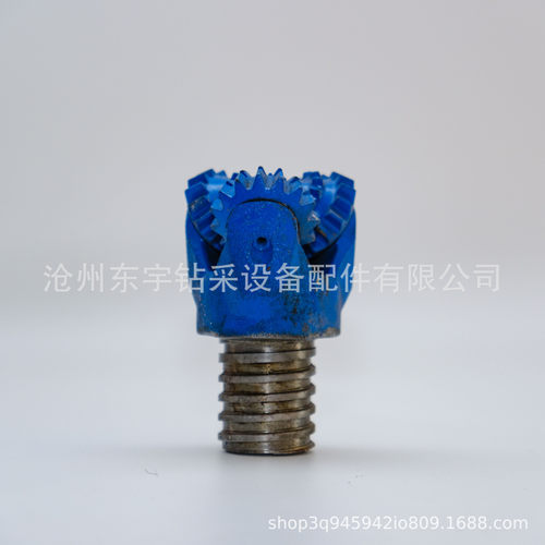 76mm钢齿三牙轮钻头铣齿小直径牙轮钻头BW螺纹适用于软地层