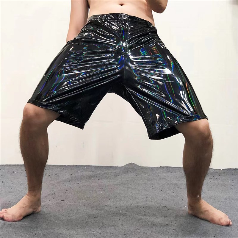 夏季幻彩镜面闪亮宽松短皮裤男大码垮裤夜店演出弹力软漆皮5分裤