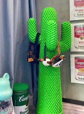 网红仙人掌衣帽架玻璃钢雕塑客厅服装店美陈植物装饰落地大型摆件