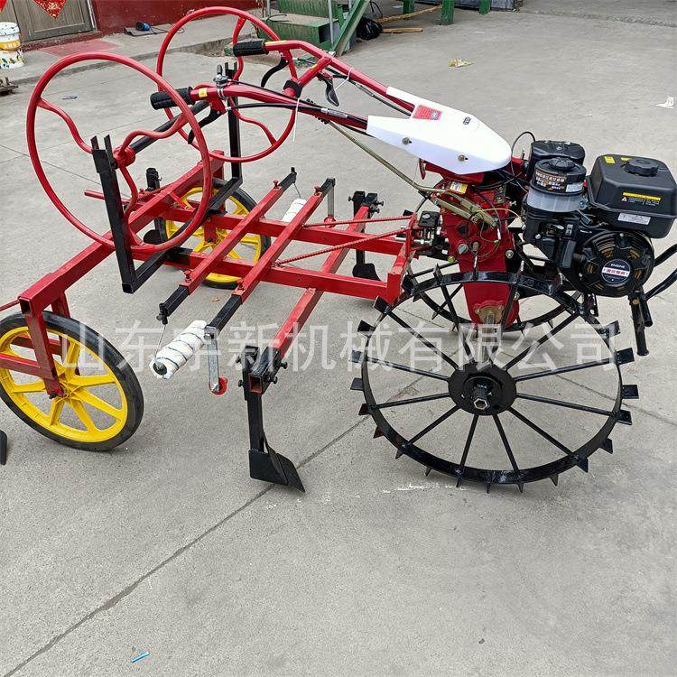 小型地膜覆盖机 汽油西红柿垄上覆膜机 宽窄可调铺膜机,农机/农具/农膜,播种栽苗器/地膜机,淘宝优惠券,粉丝福利购,淘宝优惠卷