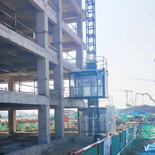 厂家直供齿条式货梯高层房建施工工地SC120无人驾驶智能齿条货梯