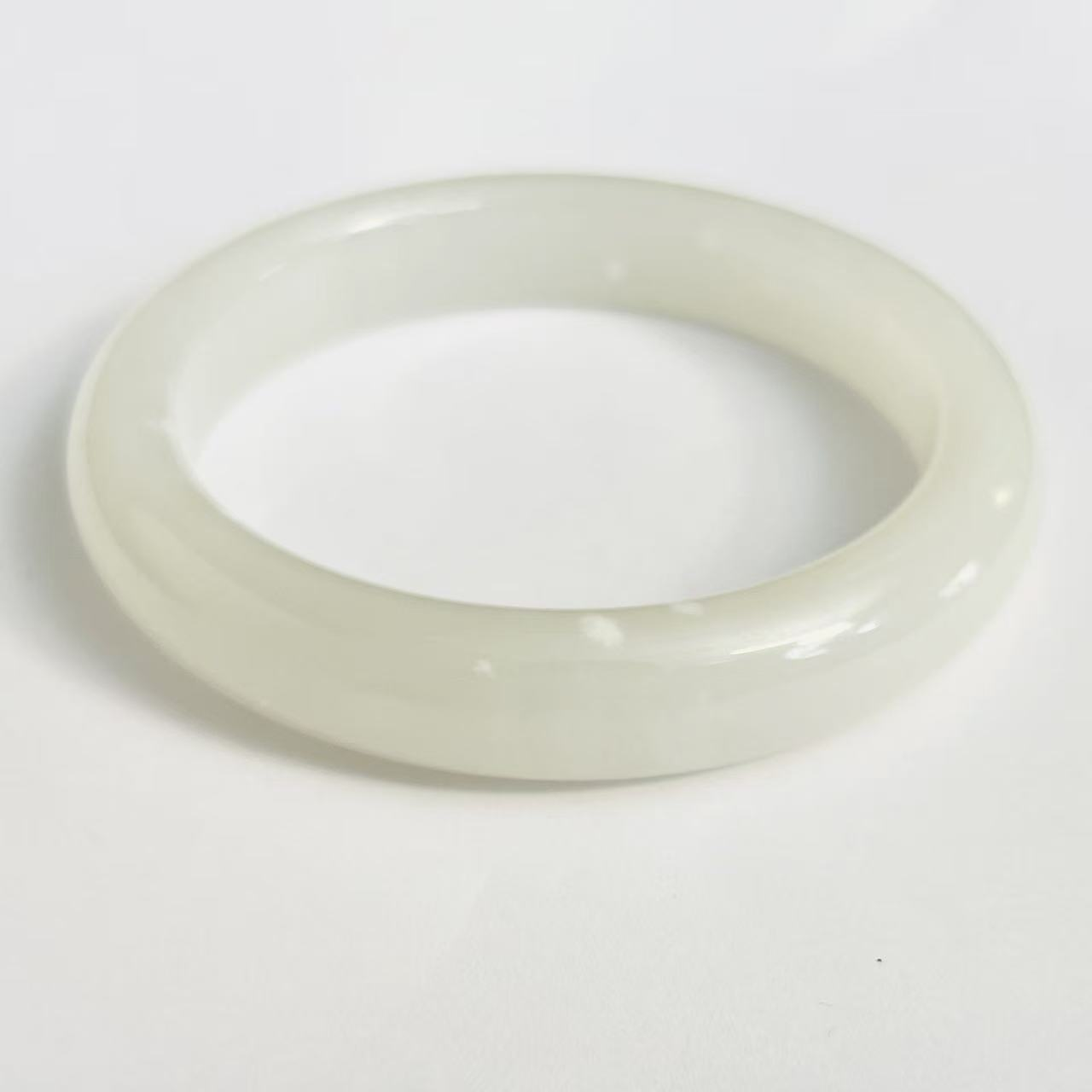 【莹莹专享】和田玉白玉暴风雪手镯