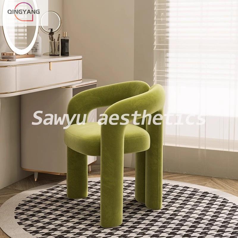 清洋网红化妆椅衣帽间梳妆台椅子百搭餐椅设计师现代卧室家用轻奢