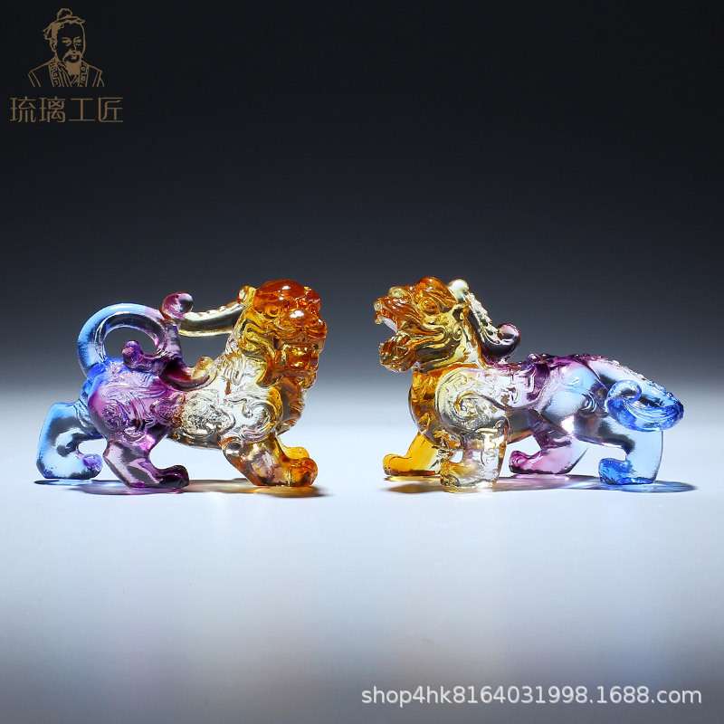 高档古法琉璃汽车摆件新款貔貅招财车载中控台摆设车内装饰品一对