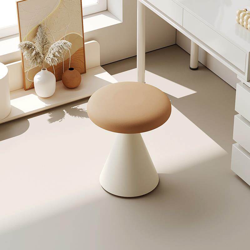 化妆凳极简梳妆台凳子女生现代简约轻奢高级感网红主卧室化妆椅子