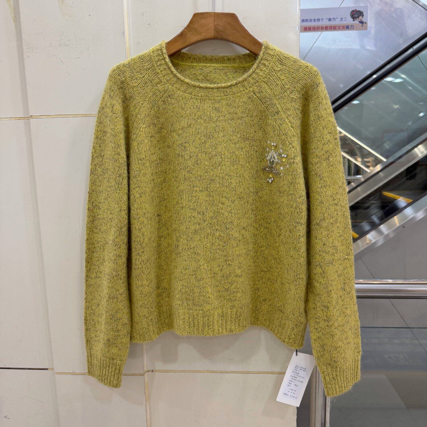 588-2802 欧货钉珠镶钻刺绣花亮丝圆领休闲羊毛羊绒毛衣秋冬26