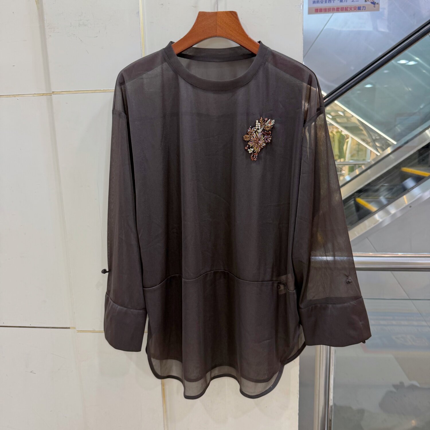 37263欧货时尚重工钉珠刺绣花朵圆领套头宽松显瘦洋气衬衫上衣秋