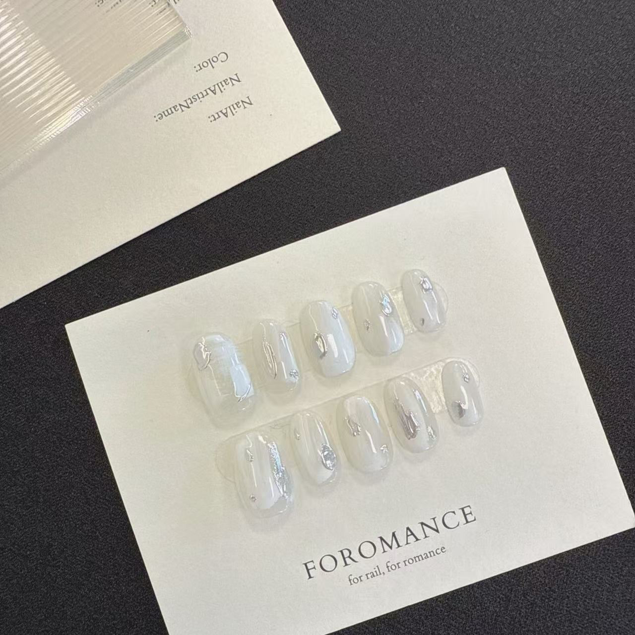 Foromance.【月光宝盒】纯白色晕染 纯手工穿戴甲