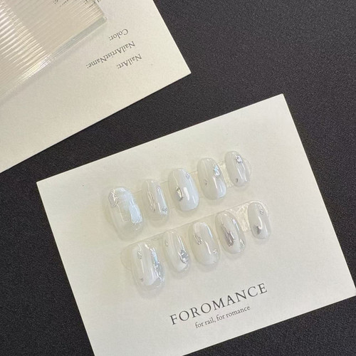 Foromance.【月光宝盒】纯白色晕染 纯手工穿戴甲