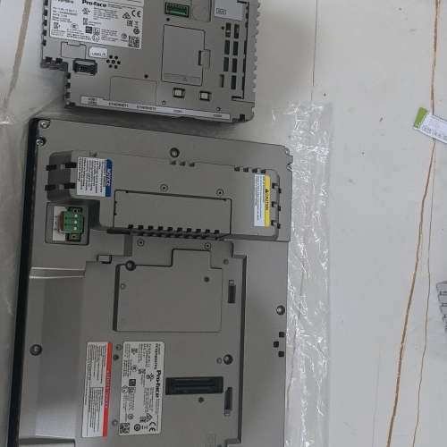 议价触摸屏PFXSP5600TPD一台，主机模块PFXS
