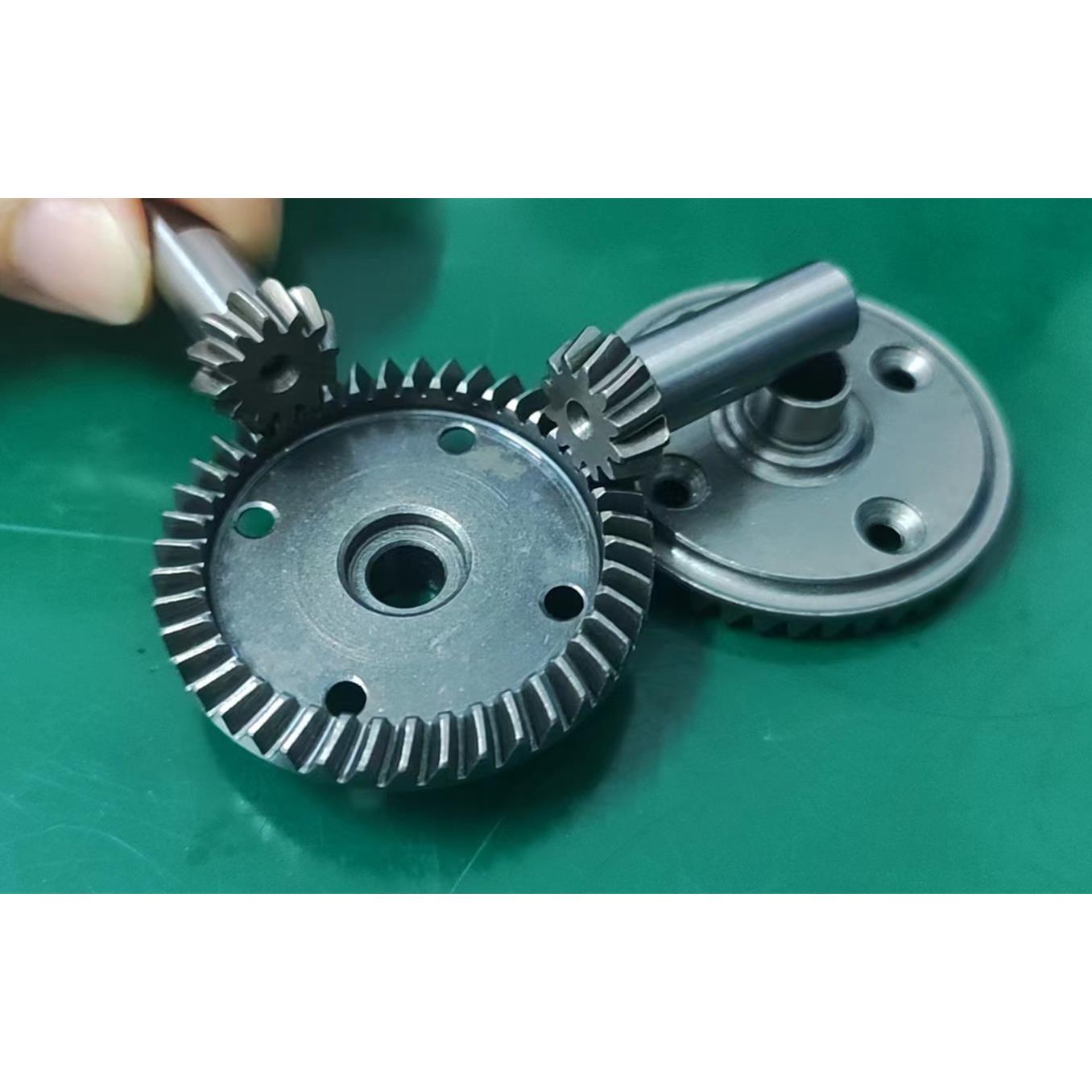 厂家直销飞神FS ATOM1/8大脚越野车通用前后差速齿43T小伞齿12T