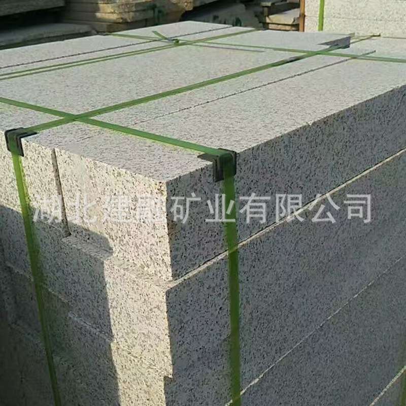 厂家供应芝麻白芝麻灰路牙石马路侧石 花岗岩路缘石路沿石地铺石