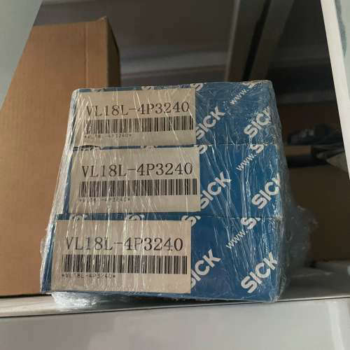 议价施克光电开关 VL18L-4P3240 有3个 议价