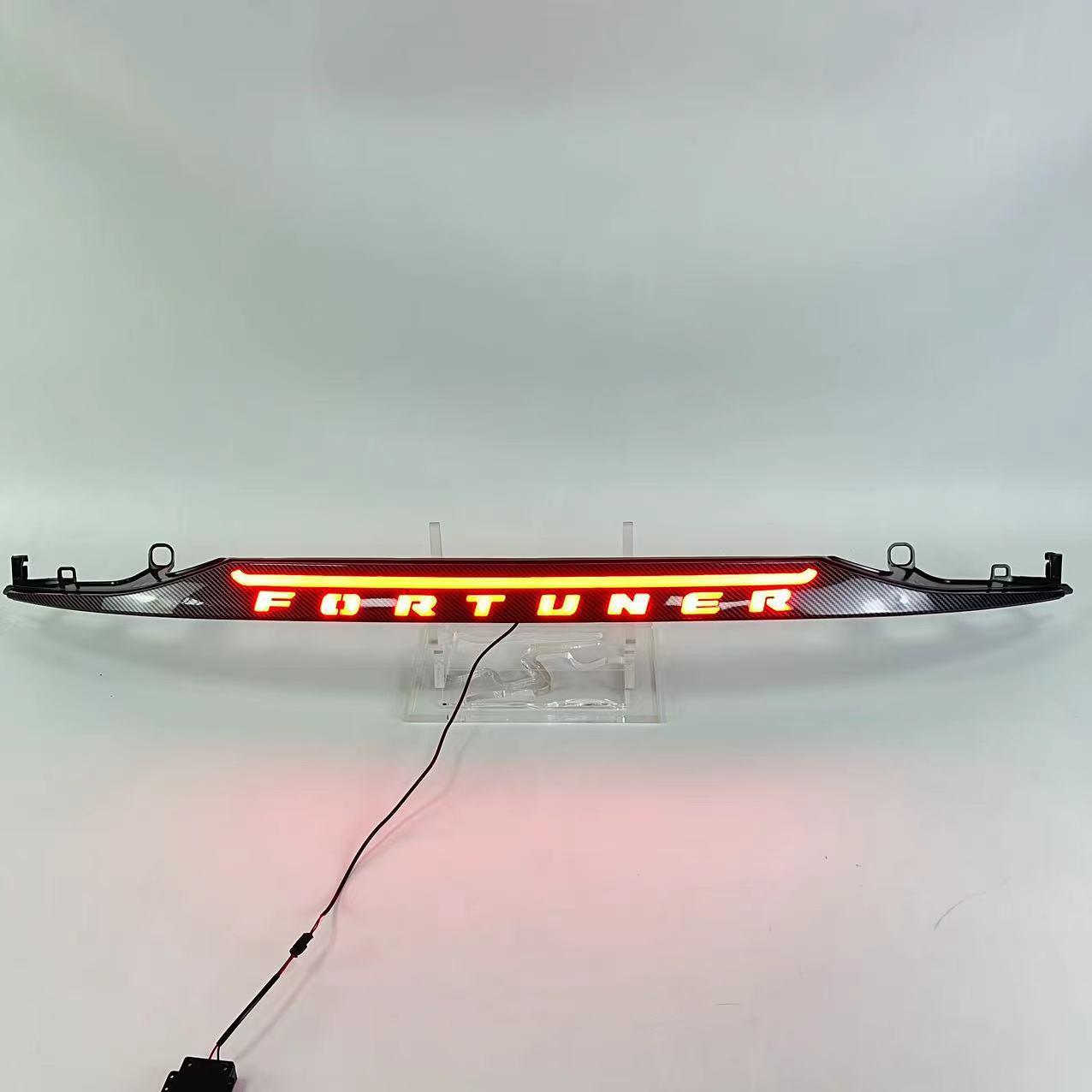 适用于丰田Fortuner穿越者16-20款LED贯穿灯刹车灯/日间行车灯