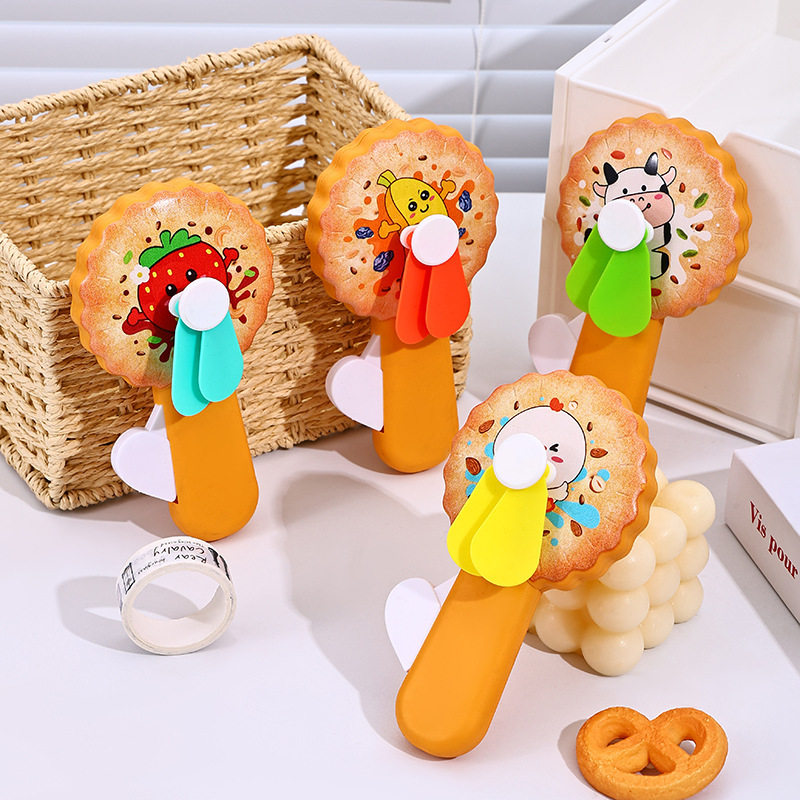 可爱饼干小风扇卡通儿童玩具手压风扇夏日地推礼品扇子