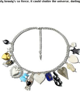 TROPHYBLING丨鬼马爱心小熊极繁挂坠金属项链