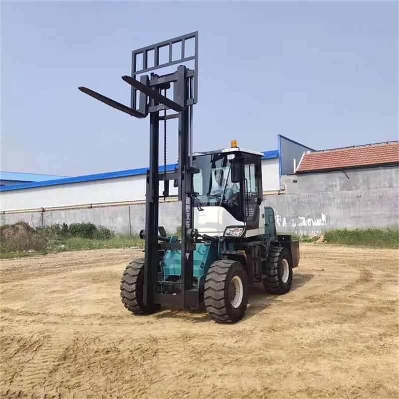 全封闭举高升降内燃叉车工程轮胎式山地物料运输装卸一体越野叉车