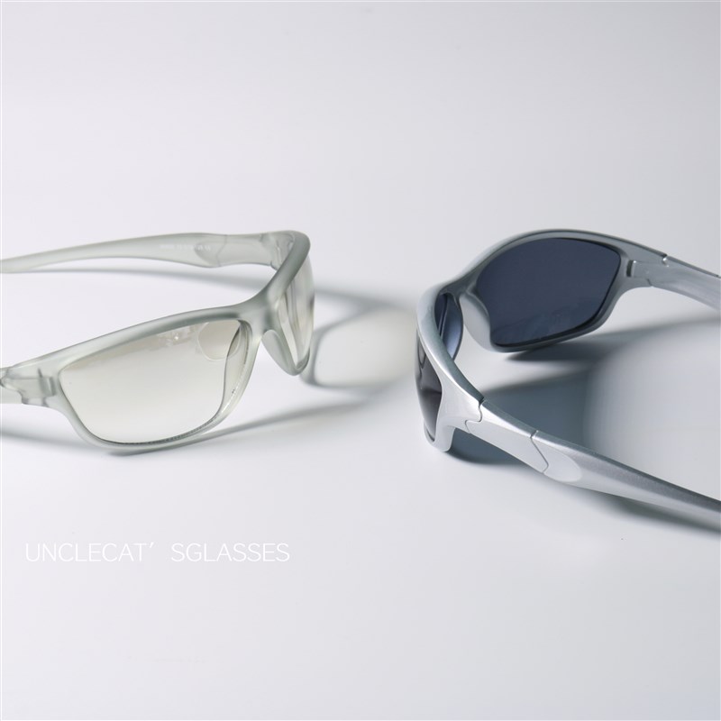 极速未来感磨砂质感骑行太阳u眼镜UV400抗UV环绕型机甲元素潮太阳