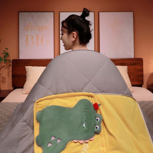 新品多巴胺抱枕被子两用加厚沙发车载靠枕M办公室折叠午睡枕毯子
