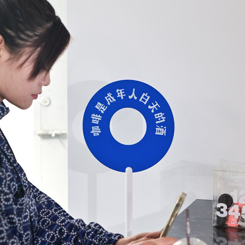极速创意彩色金属立牌 个性定制造型指示牌 亮眼出众的Y落地广告