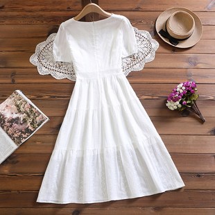 白色短袖 2022夏季 V领仙女气质提花高腰显瘦中长款 法式 连衣裙 新款
