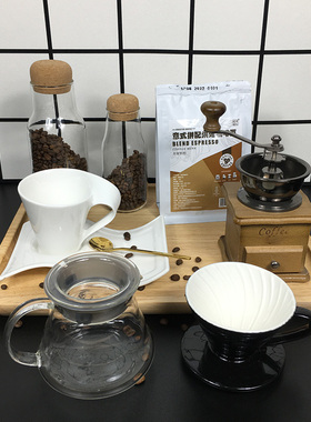 样板房间厨房餐厅摆件咖啡机虹吸壶托盘迷你组合橱柜意式几何摆放