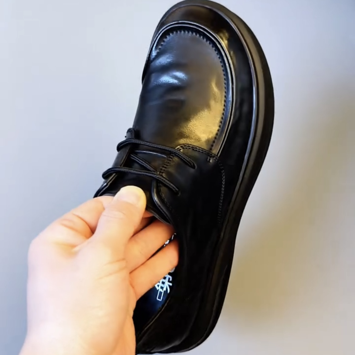 广州春季新款潮流时尚休闲大皮鞋超轻橡胶上线软底系带一脚蹬超帅