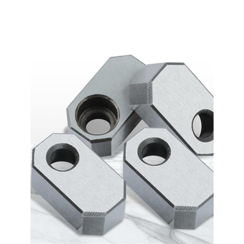 厂促Y83模具司筒针小板板压块挡斜片导柱推管水口勾压针通用压条