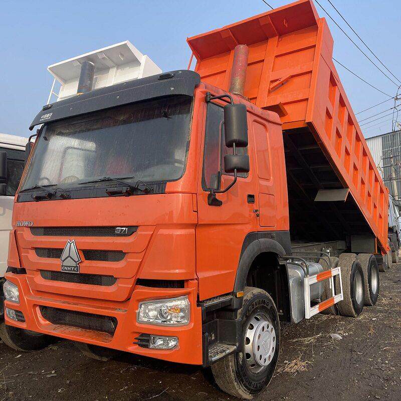 转让二手10轮豪沃自卸车 矿用双桥工程车 右驾驶舱翻斗垃圾车