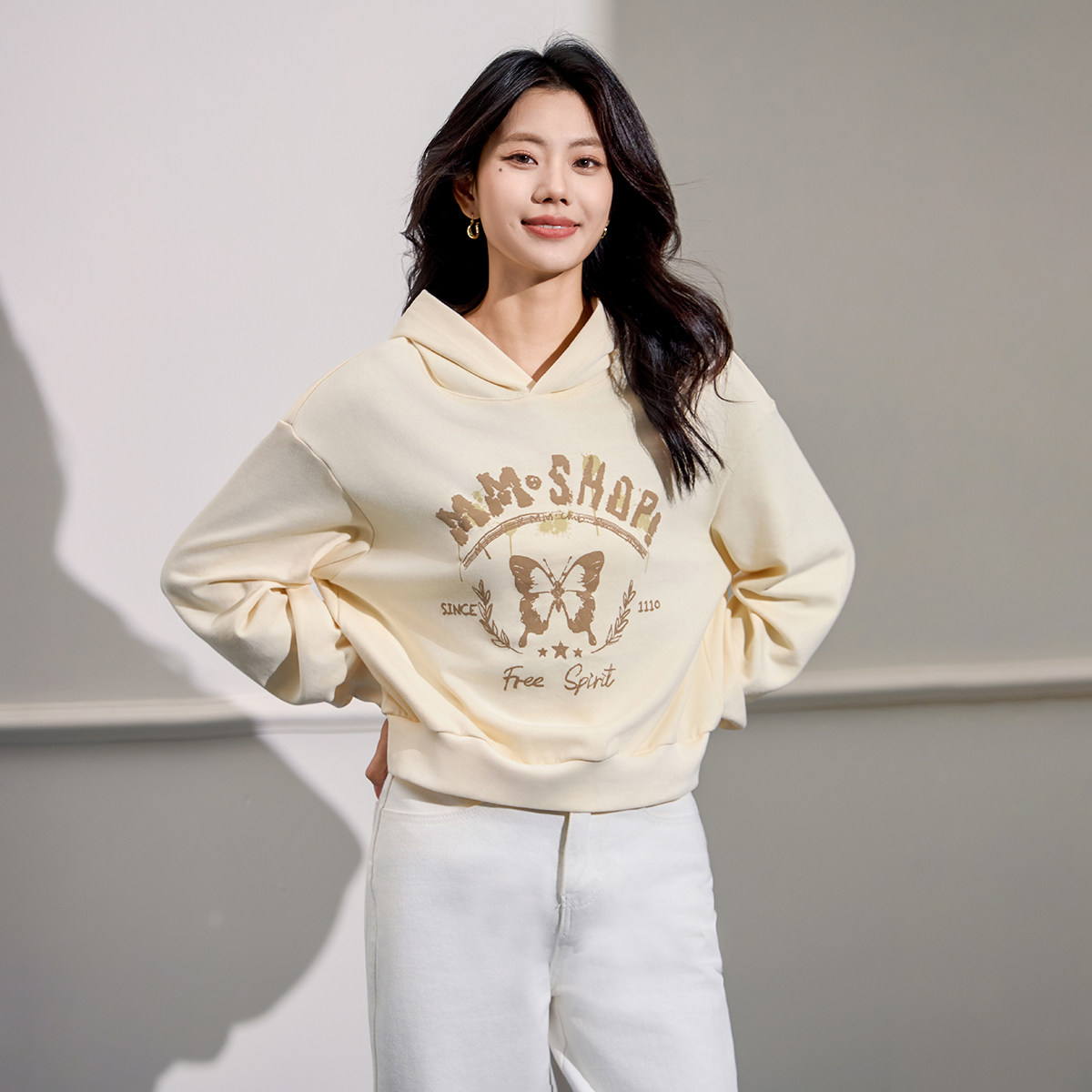 诗萌连帽宽松印花秋长袖卫衣女