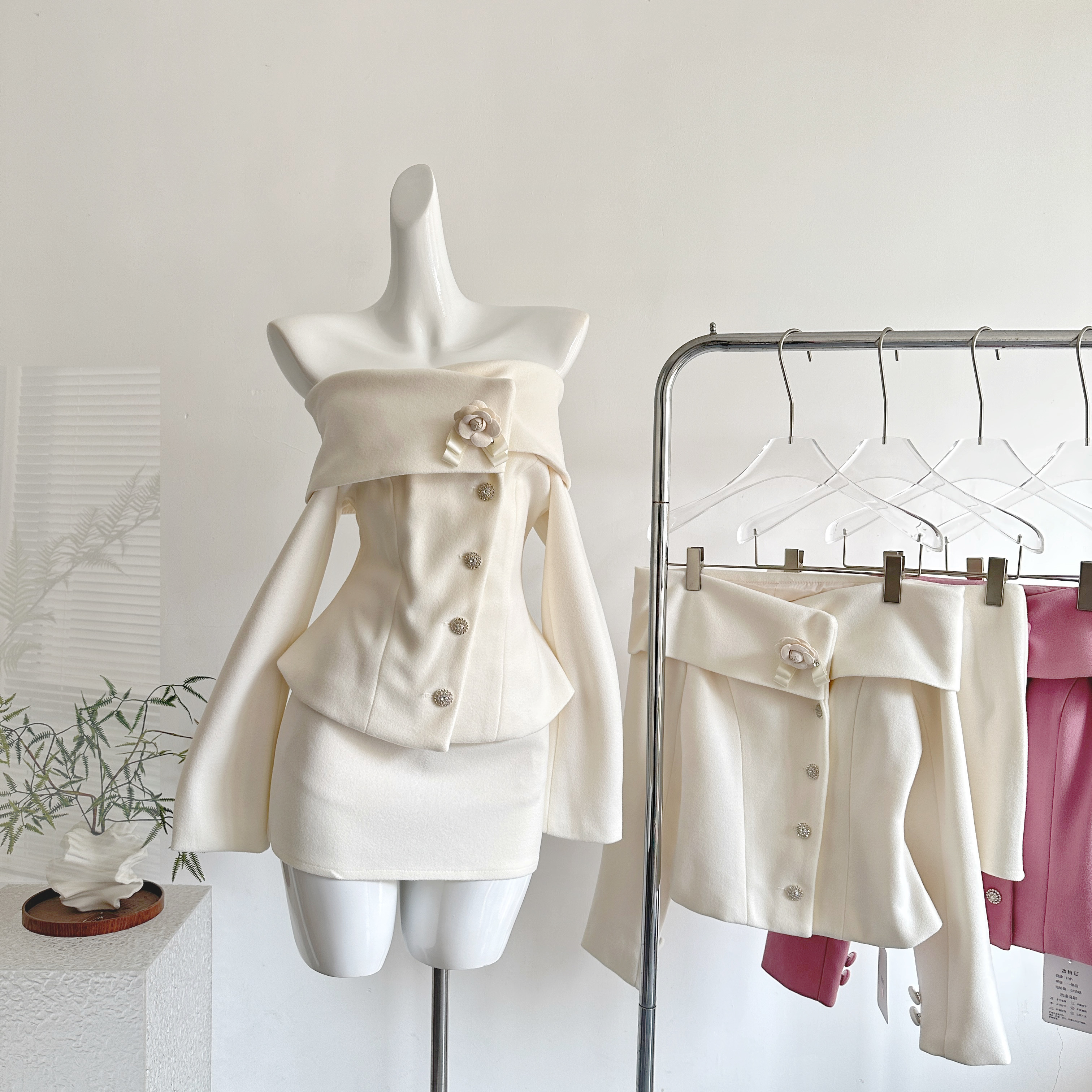 Catyears猫年 奥黛丽~少女优雅赫本风大衣外套+半身裙+连衣裙套装