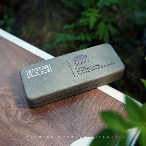 MARCWOOD眼镜盒送眼镜布