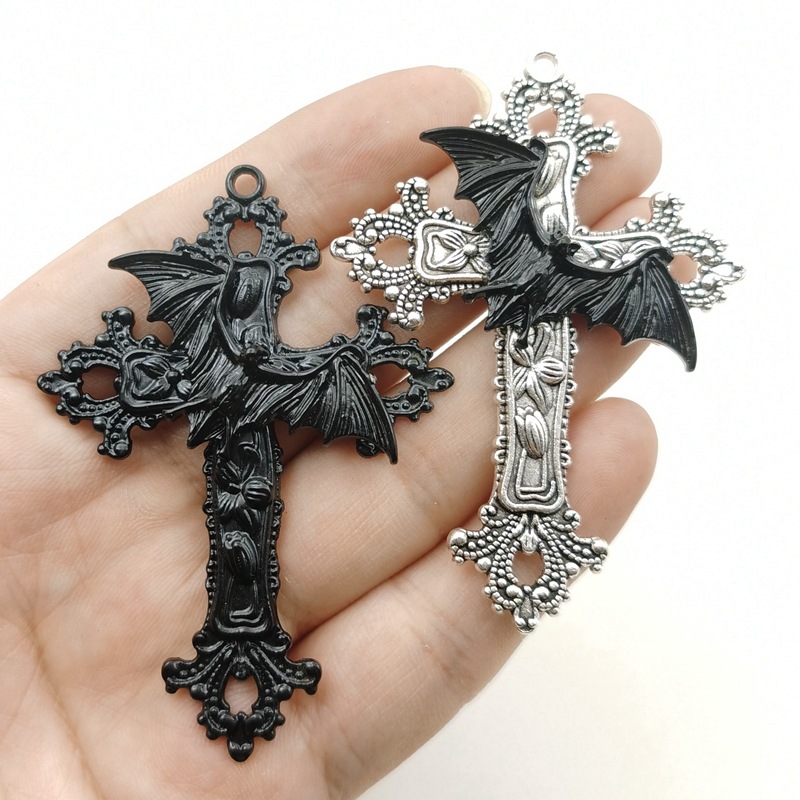 欧美新款复古DIY蝙蝠饰品哥特式锌合金花藤十字架吊坠挂件饰品配