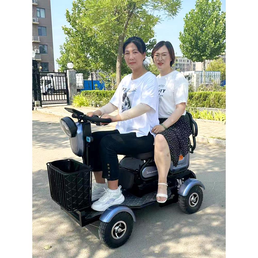 小巴士电动四轮车Q60Q70残疾人助力四轮电动车电瓶车老年代步车