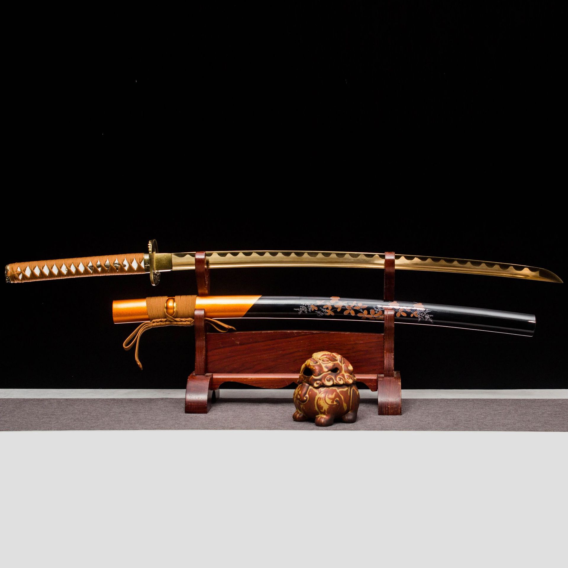 龙泉市刀剑手工锻打高锰钢防身