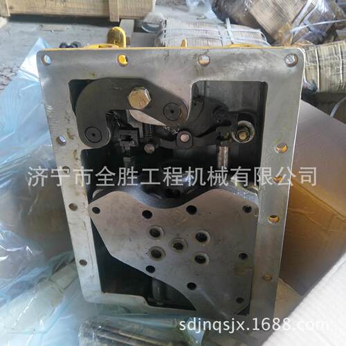 SD32推土机飞轮壳总成6710-23- 分动箱总成 履带总成228MC-41560