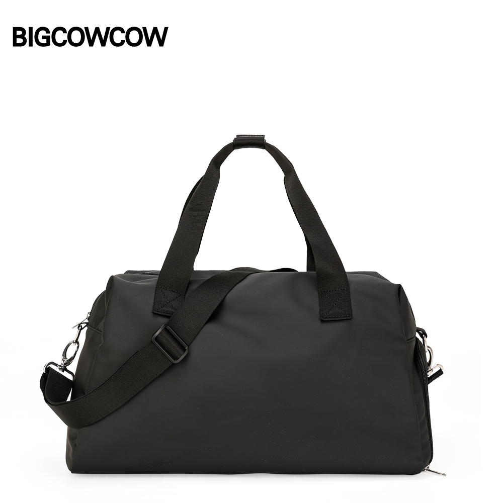 大容量防泼斜挎包大容量旅行包